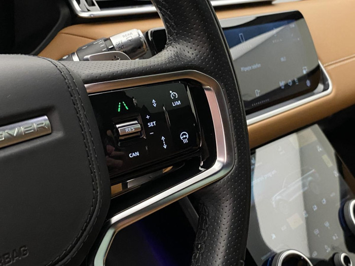 Land Rover Range Rover Velar D300 SE AWD AUT REZERVACE 3.0 d SE