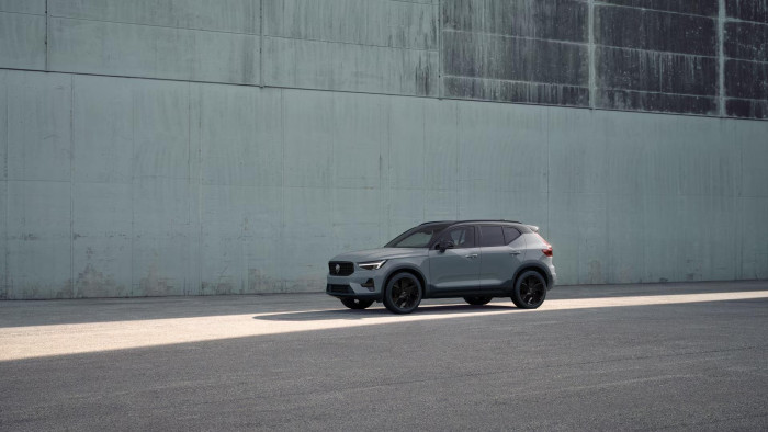 Volvo XC40 B3 AUT PLUS BLACK EDITION