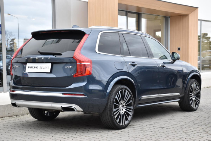 Volvo XC90 B5 AWD INSCRIPTION REZERVACE