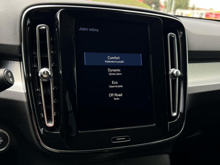Volvo XC40 T5 AWD MOMENTUM Aut 2.0 Momentum