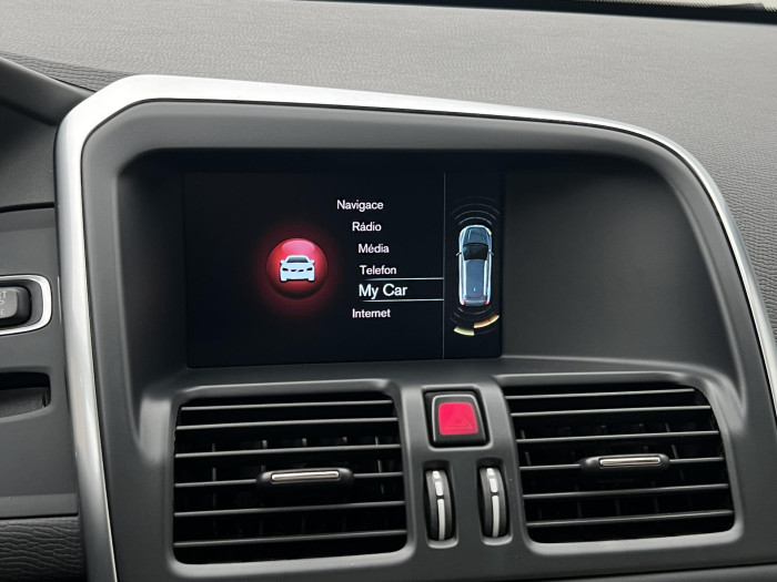 Volvo XC60 D4 AWD SUMMUM AUT 2.4 d Summum