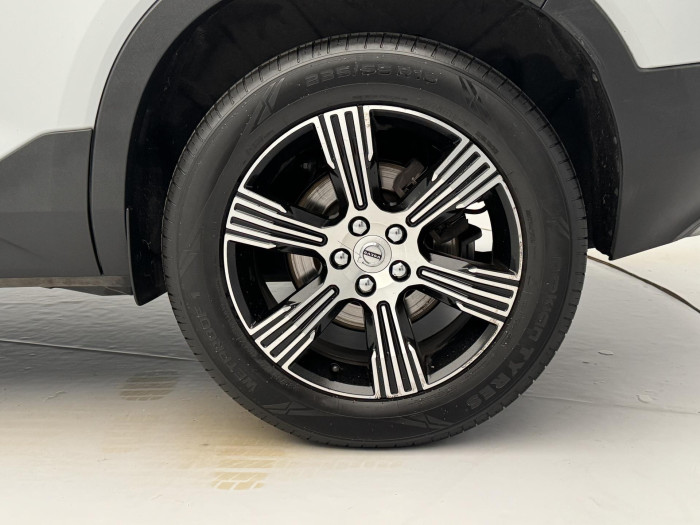 Volvo XC40 T4 INSCRIPTION AUT CZ 1.maj