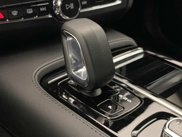 Volvo V90 T6 AWD PLUG-IN DARK PLUS AUT