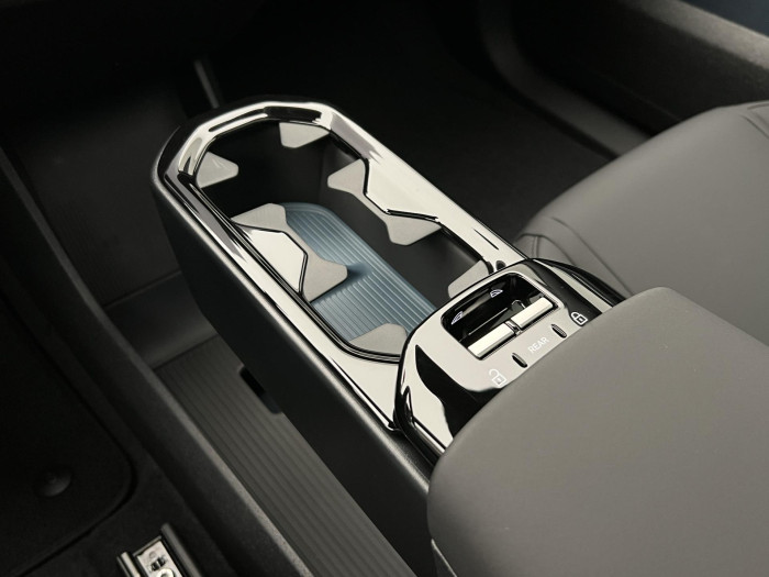 Volvo EX30 CC AWD TWIN MOTOR ULTRA AUT CC CC