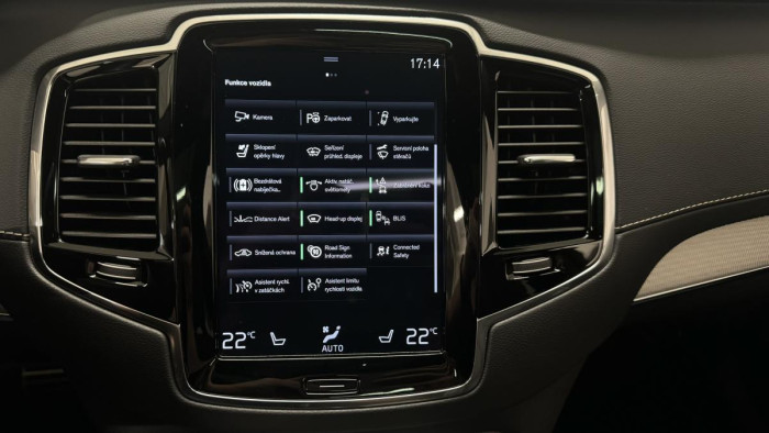 Volvo XC90 T8 AWD R-DESIGN REZERVACE