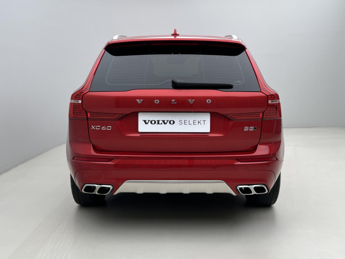 Volvo XC60 B5 AWD MOMENTUM AUT 2.0 Momentum