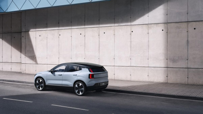 Volvo EX30 PURE ELECTRIC RECHARGE ULTRA