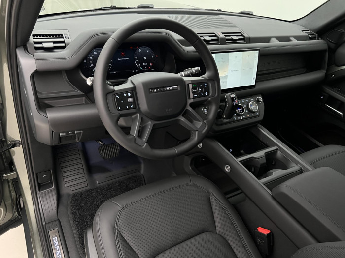 Land Rover Defender 110 D300 X-DYNAMIC SE AWD Aut 3.0 d Dynamic SE