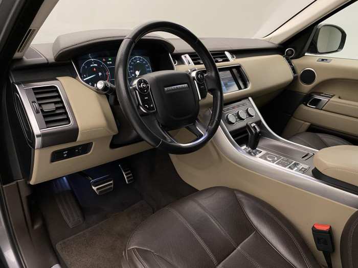 Land Rover Range Rover Sport 3.0 SDV6 AWD REZERVACE