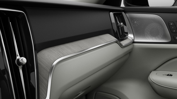 Volvo V60 T6 AWD Plug-in DARK PLUS