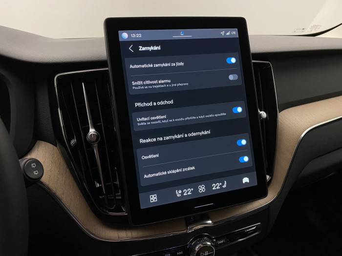 Volvo XC60 B5 AWD AUT DARK PLUS