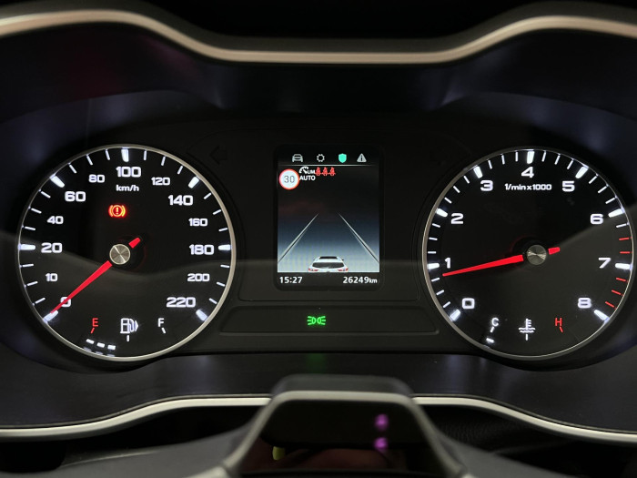 MG ZS 1.5 ESSENTIAL PLUS CZ