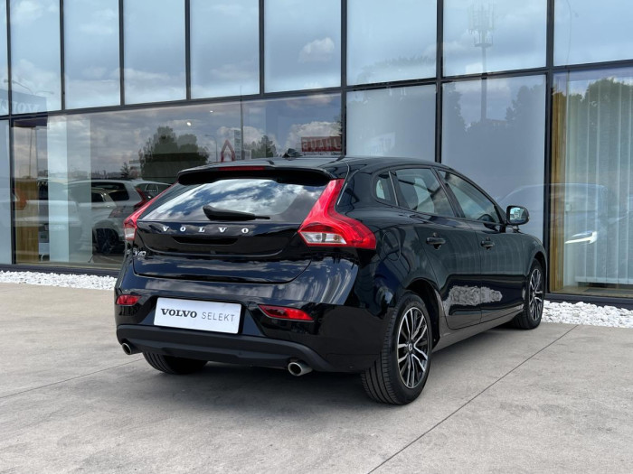 Volvo V40 D2 MOMENTUM Aut 1.maj. 2.0 d Momentum
