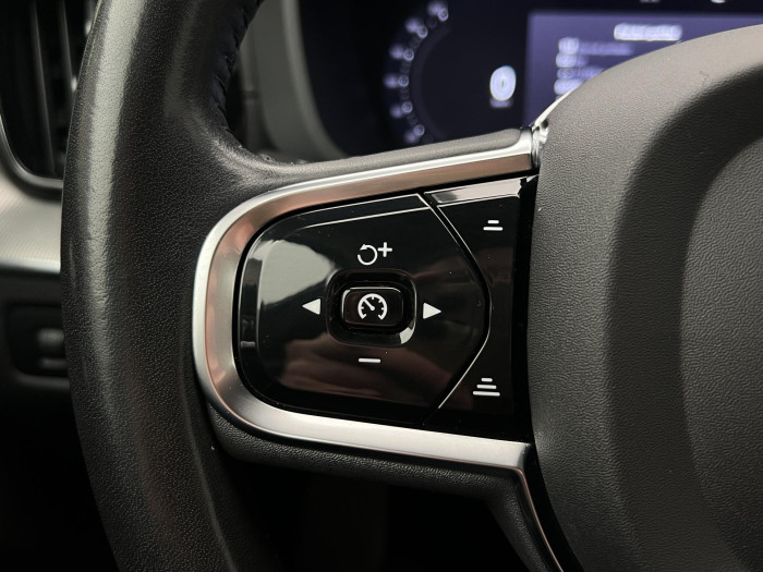 Volvo XC60 B4 INSCRIPTION AUT