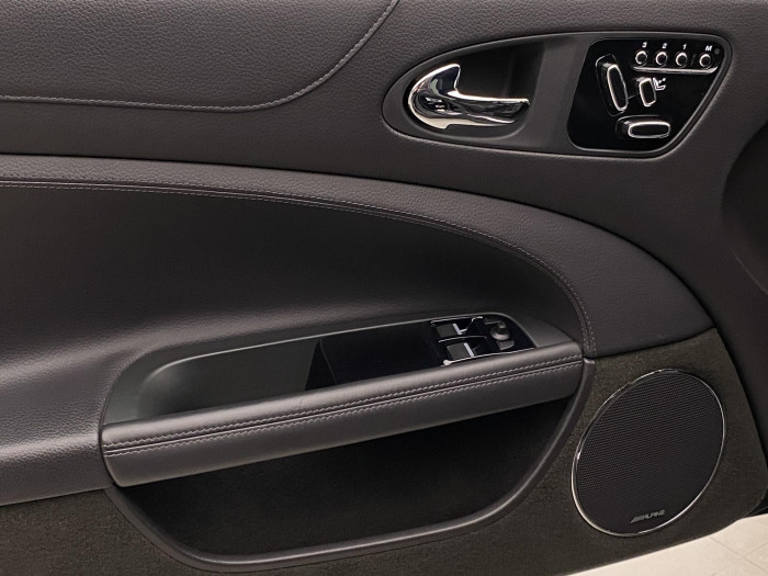 Jaguar XK8 5.0 S/C AUT