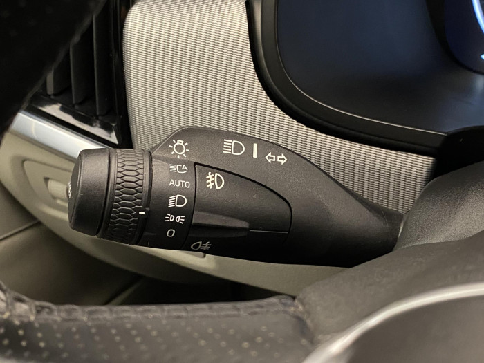 Volvo V90 CC D5 AWD INSCRIPTION AUT CZ 2.0 d CC CC