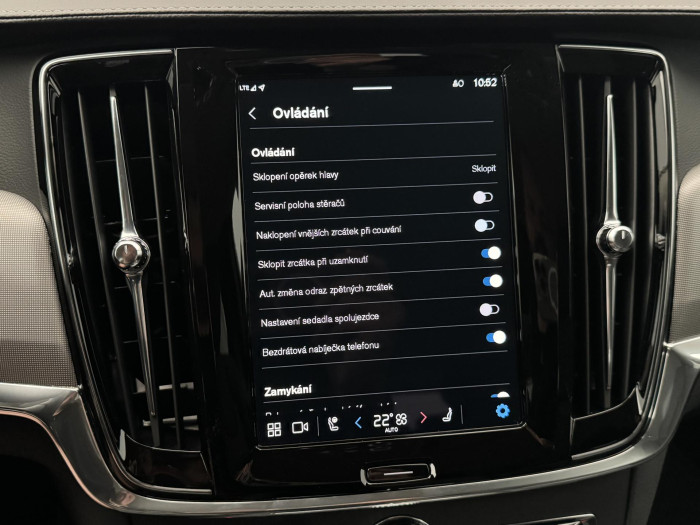 Volvo V90 CC B4 AWD PLUS CZ 1.maj
