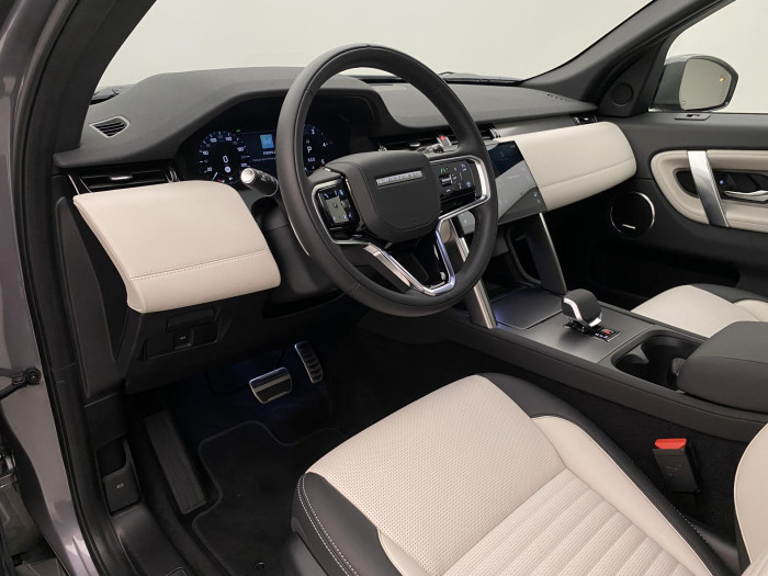 Land Rover Discovery Sport D200 DYNAMIC HSE AWD REZERVACE 2.0 d Dynamic