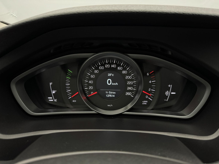 Volvo V40 D2 BLACK EDITION 2.0 d Edition
