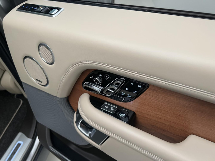 Land Rover Range Rover 5.0 V8 AUTOBIOGRAPHY APPROVED 5.0 V8