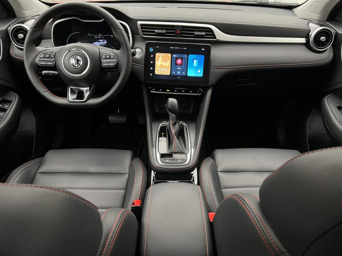 MG ZS 1.0T EXCLUSIVE AUT CZ 1.maj. 1.0 Exclusive