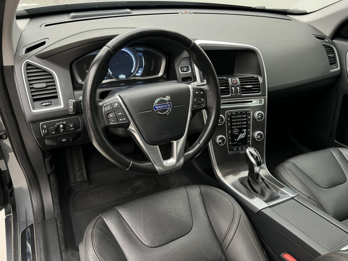 Volvo XC60 D3 SUMMUM AUT 2.0 d Summum