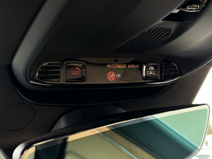 Volvo XC90 B5 AWD INSCRIPTION REZERVACE