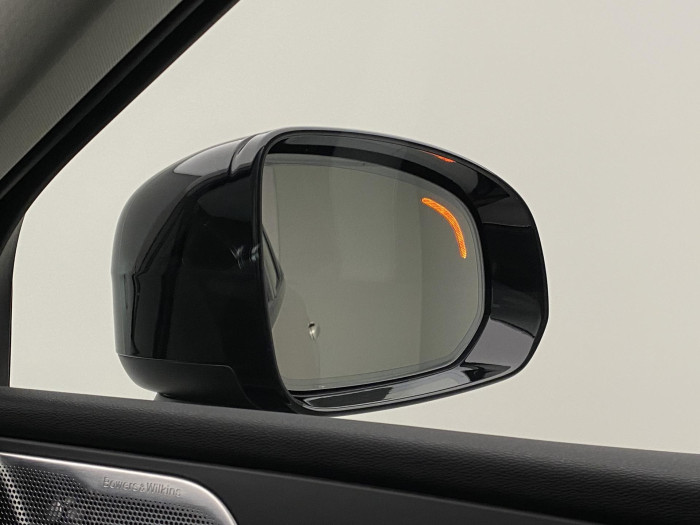 Volvo XC60 B5 AWD ULTRA DARK AUT CZ 1.maj