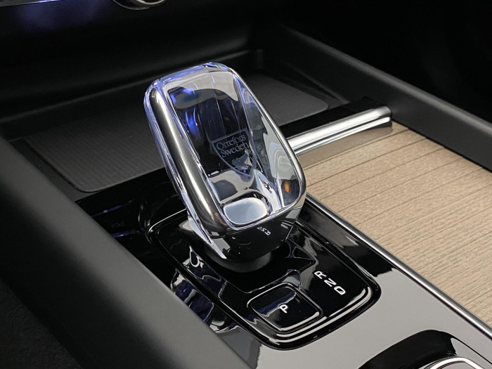 Volvo XC60 B5 AWD AUT DARK PLUS