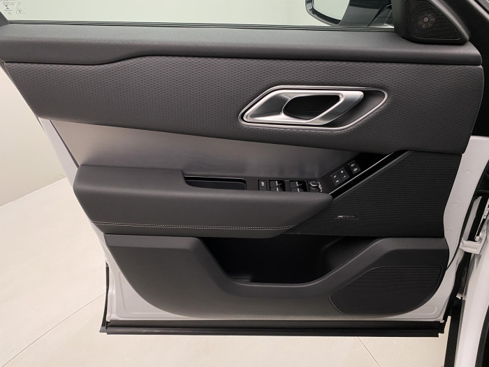 Land Rover Range Rover Velar D200 R-DYNAMIC SE AWD AUT 2.0 d Dynamic SE