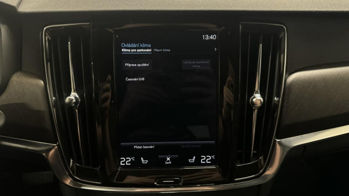 Volvo V90 CROSS COUNTRY D4 AWD REZERVACE 2.0 d