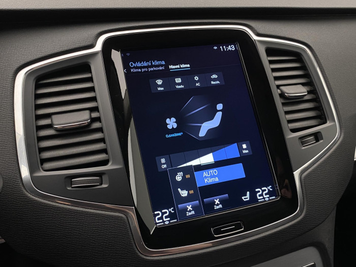 Volvo XC90 D5 AWD MOMENTUM AUT 7míst 2.0 d Momentum