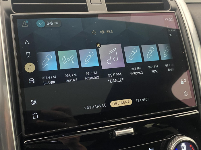 Land Rover Discovery D300 HSE AWD AUT 7míst 3.0 d