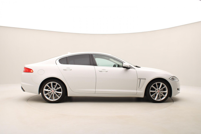 Jaguar XF 3.0 V6D AUT CZ 3.0 d