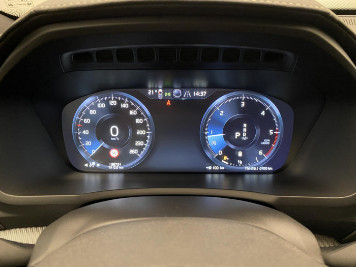 Volvo XC90 B5 AWD R-DESIGN AUT