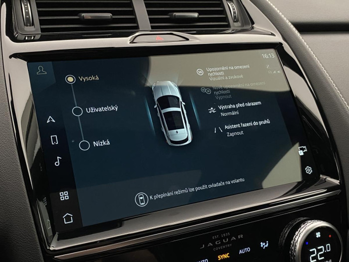 Jaguar E-Pace P250 R-DYNAMIC SE AWD AUT 2.0 Dynamic SE