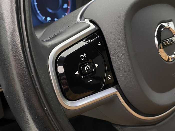 Volvo XC90 B5 AWD INSCRIPTION CZ 7míst