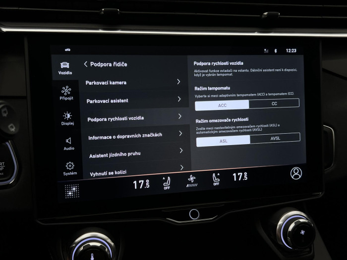 Lynk & Co 01 PHEV DCT AUT 1.maj.