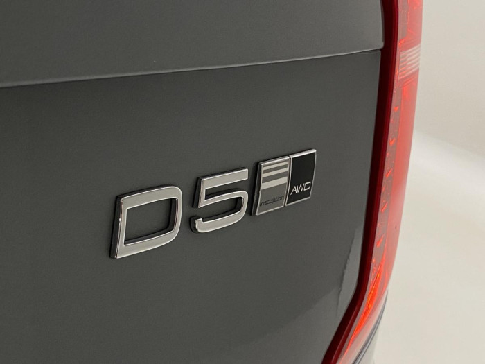 Volvo XC90 D5 AWD INSCRIPTION REZERVACE 2.0 d