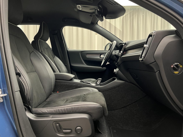 Volvo XC40 D4 AWD R-DESIGN AUT CZ 2.0 d