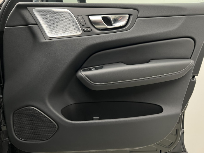 Volvo XC60 B5 AWD ULTRA BLACK EDITION AUT 2.0 Edition