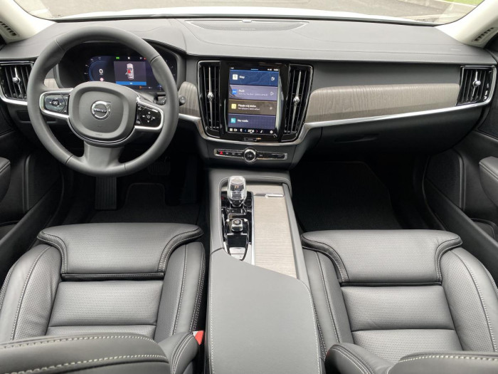 Volvo V90 B4 AWD AUT CROSS COUNTRY PLUS 2.0 Plus