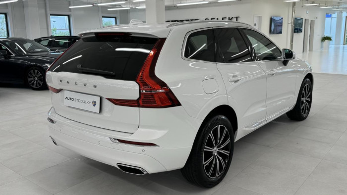 Volvo XC60 B5 AWD INSCRIPTION REZERVACE