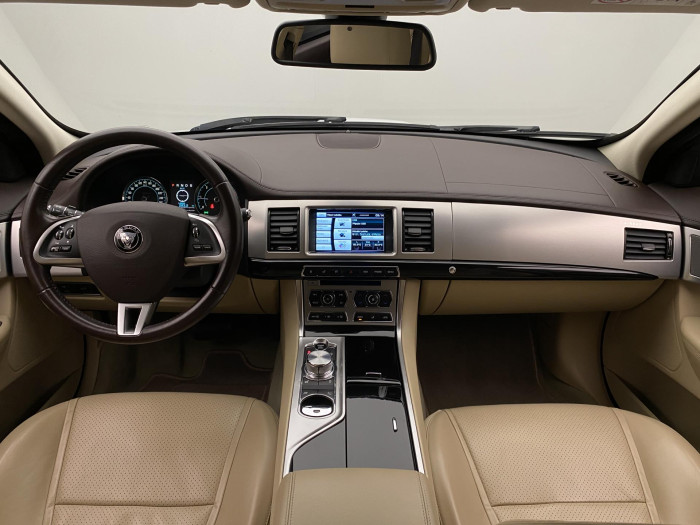 Jaguar XF 3.0 V6D AUT CZ 3.0 d