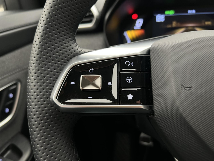 MG ZS 1.5 EMOTION HYBRID+ AUT CZ