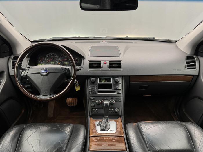 Volvo XC90 T6 AWD SUMMUM AUT 7míst 2.9 Summum