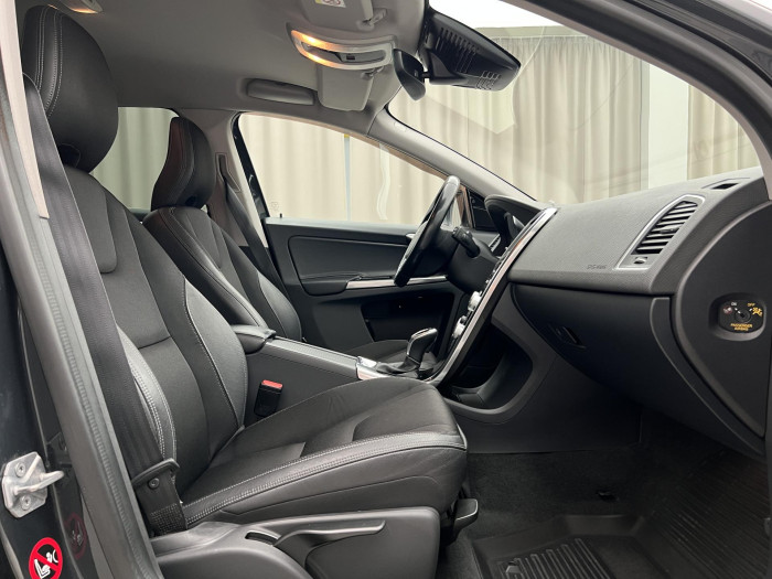 Volvo XC60 D4 AWD MOMENTUM AUT 2.4 d Momentum