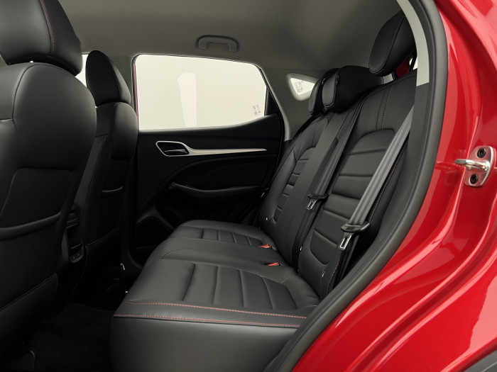 MG ZS 1.0T EXCLUSIVE AUT CZ 1.maj. 1.0 Exclusive