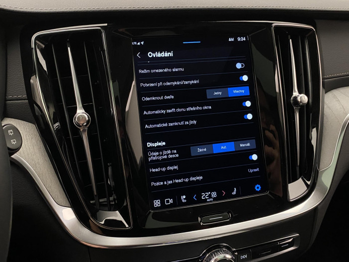 Volvo V60 CC B5 AWD ULTIMATE AUT 1.maj 2.0 CC CC