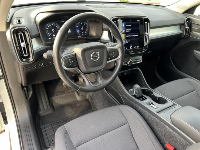 Volvo XC40 B4 MOMENTUM Aut 1.maj. 2.0 Momentum